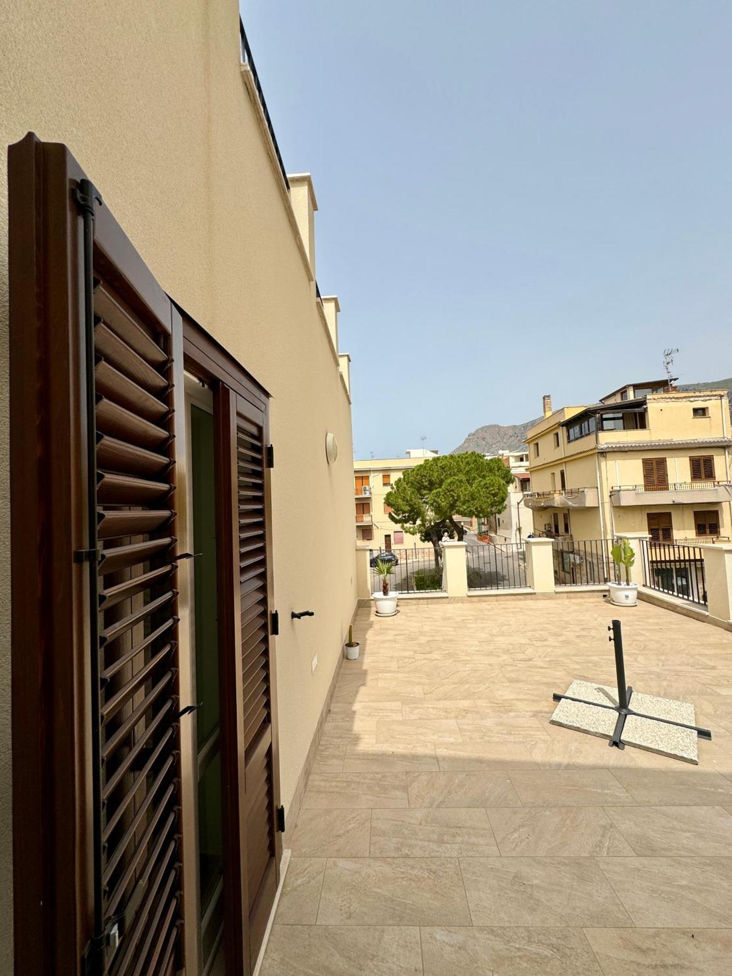 Terrasini Center Apartments Екстер'єр фото